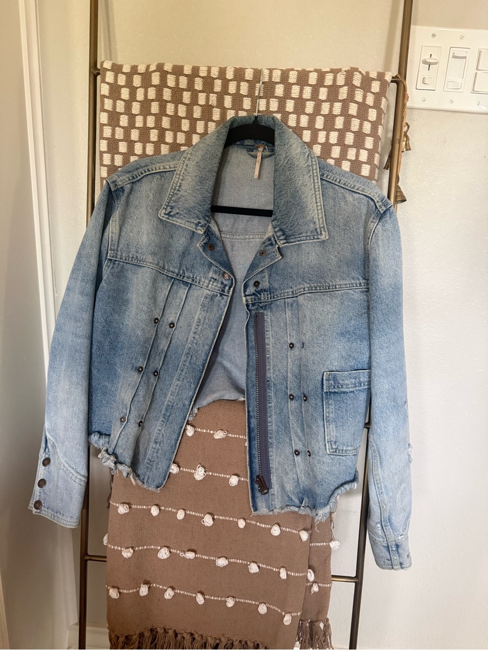 Free People Classic Light Wash Denim Jacket - Light Blue